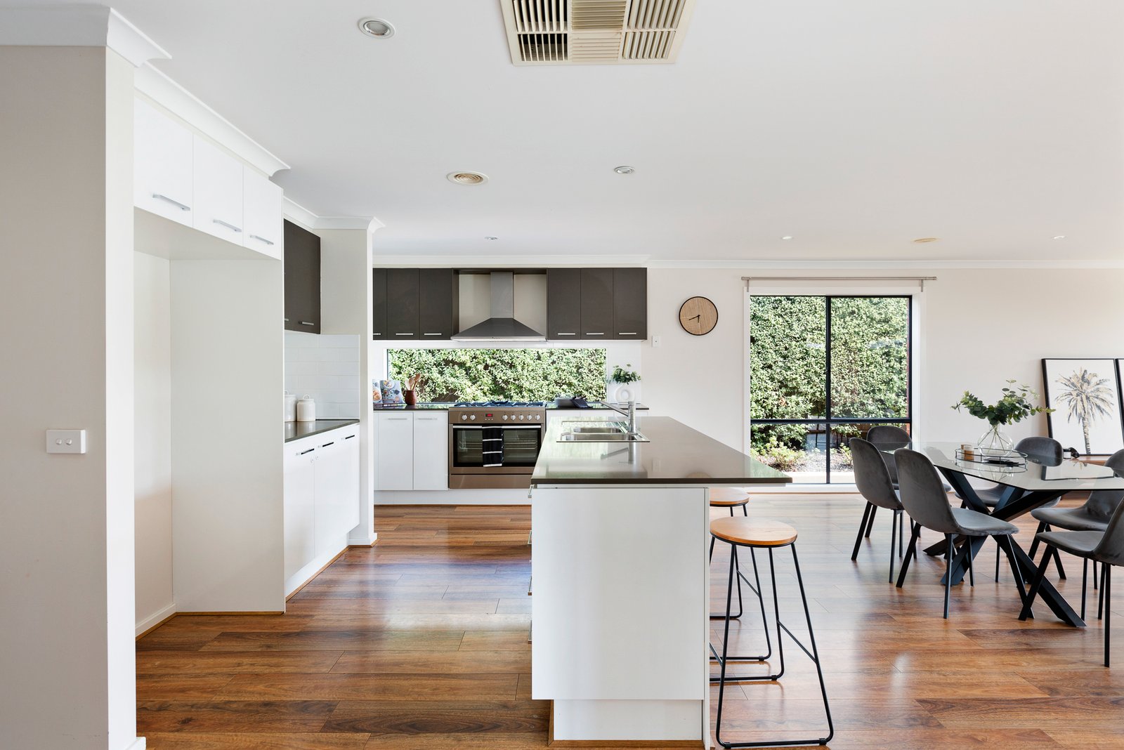 Gallery: 414 Greenhalghs Road