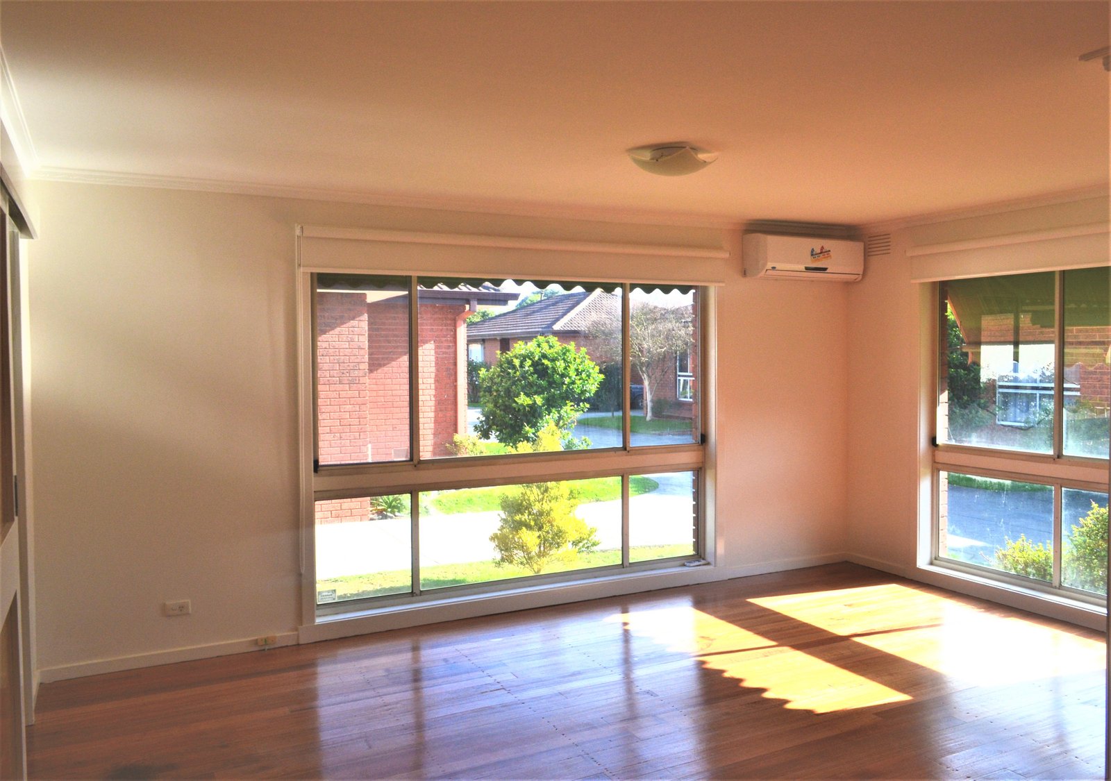 Gallery: 4/14 Hotham Street