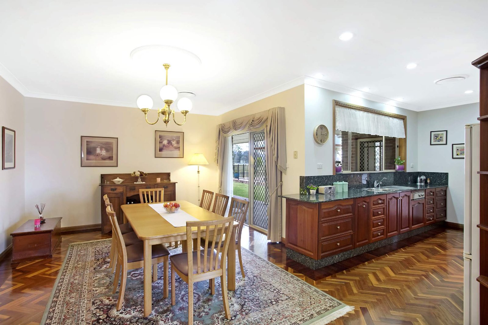 414 LUSKINTYRE Road LUSKINTYRE 9