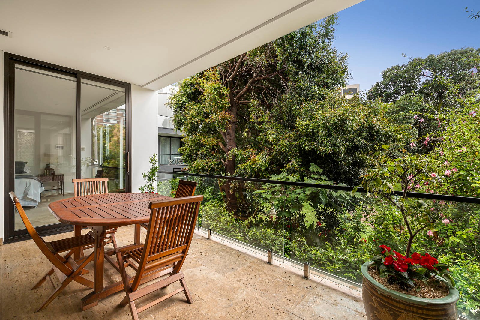 Real Estate and Property in 4/14 Martin Court, Toorak, VIC