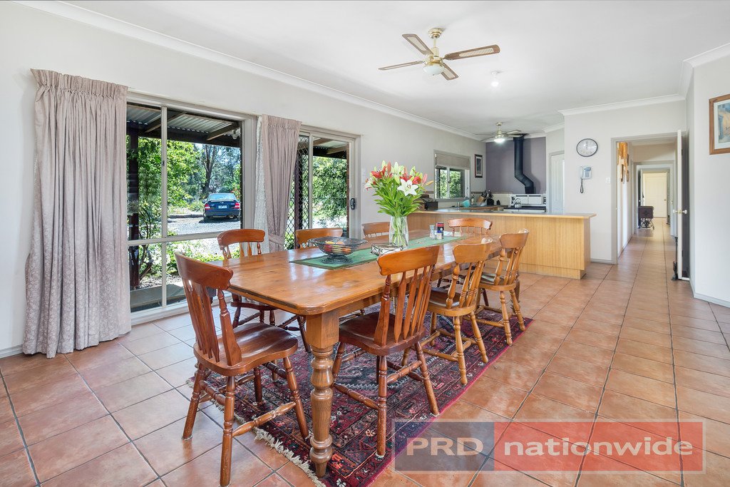 414 Monteville Lane BALLAN 4