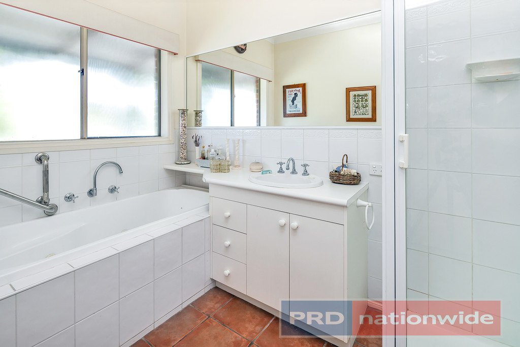 414 Monteville Lane BALLAN 9