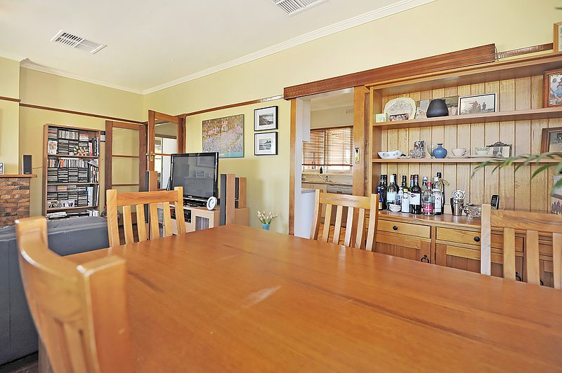 Gallery: 414 Pleasant Street