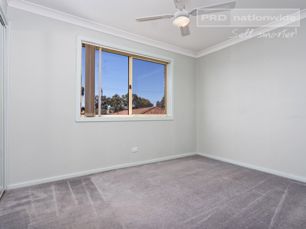 4/14 Wewak Street ASHMONT 6