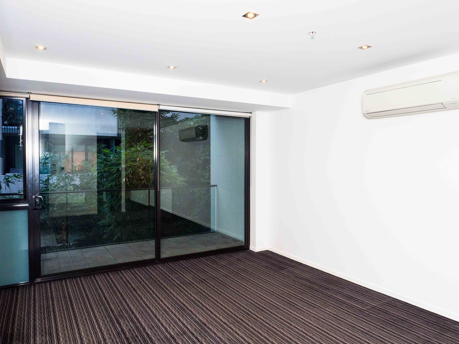 Gallery: 414/163 Fitzroy Street