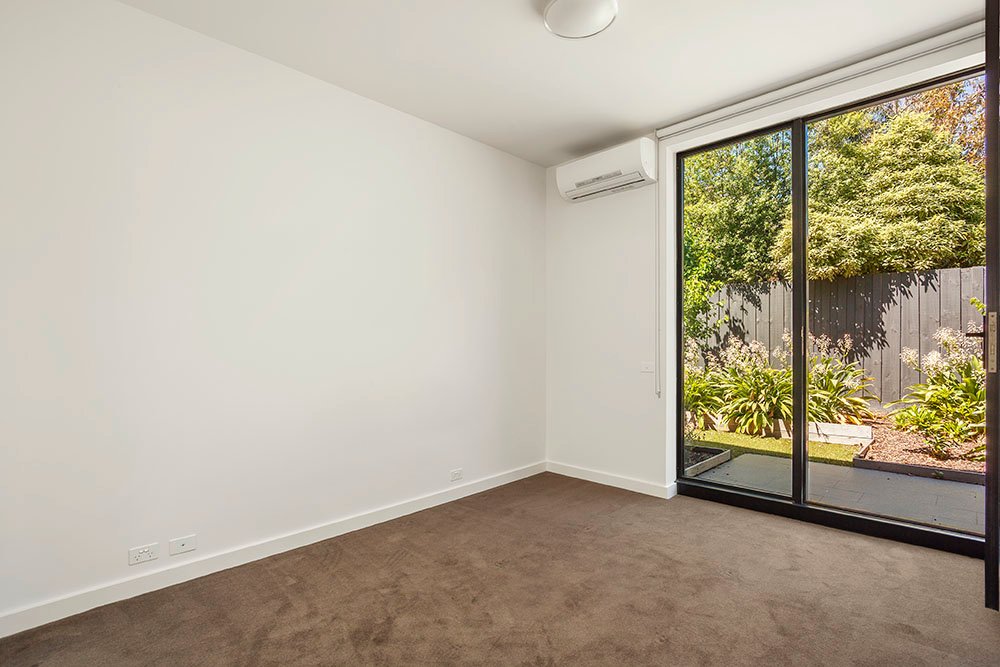 Real Estate and Property in 4/142 Booran Road, Glen Huntly, VIC