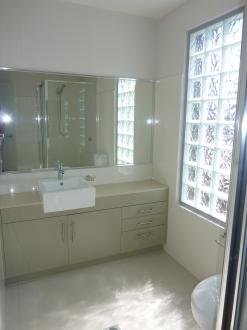 Gallery: 4/142 McKinnon Road