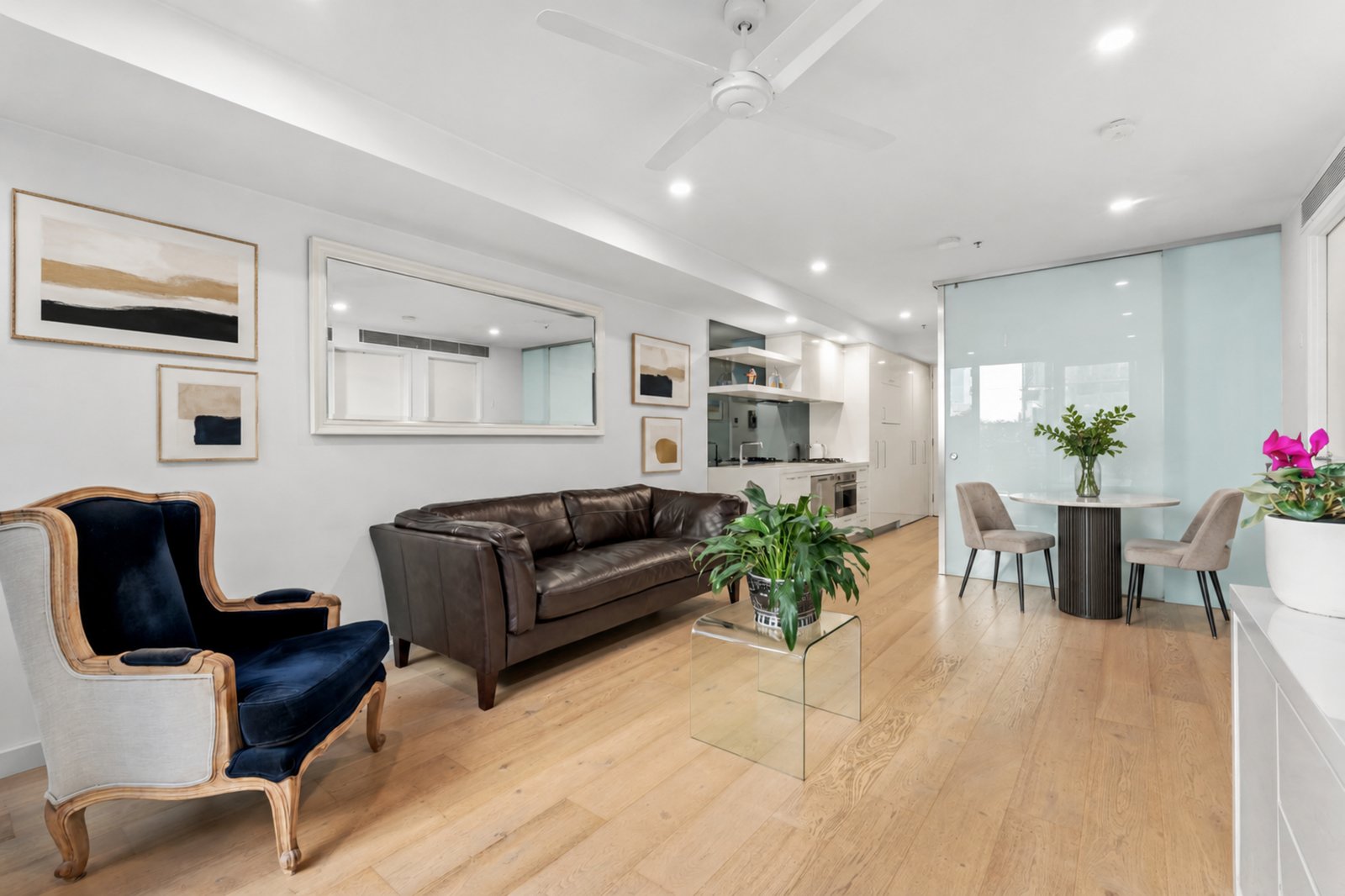 Gallery: 414/338 Kings Way