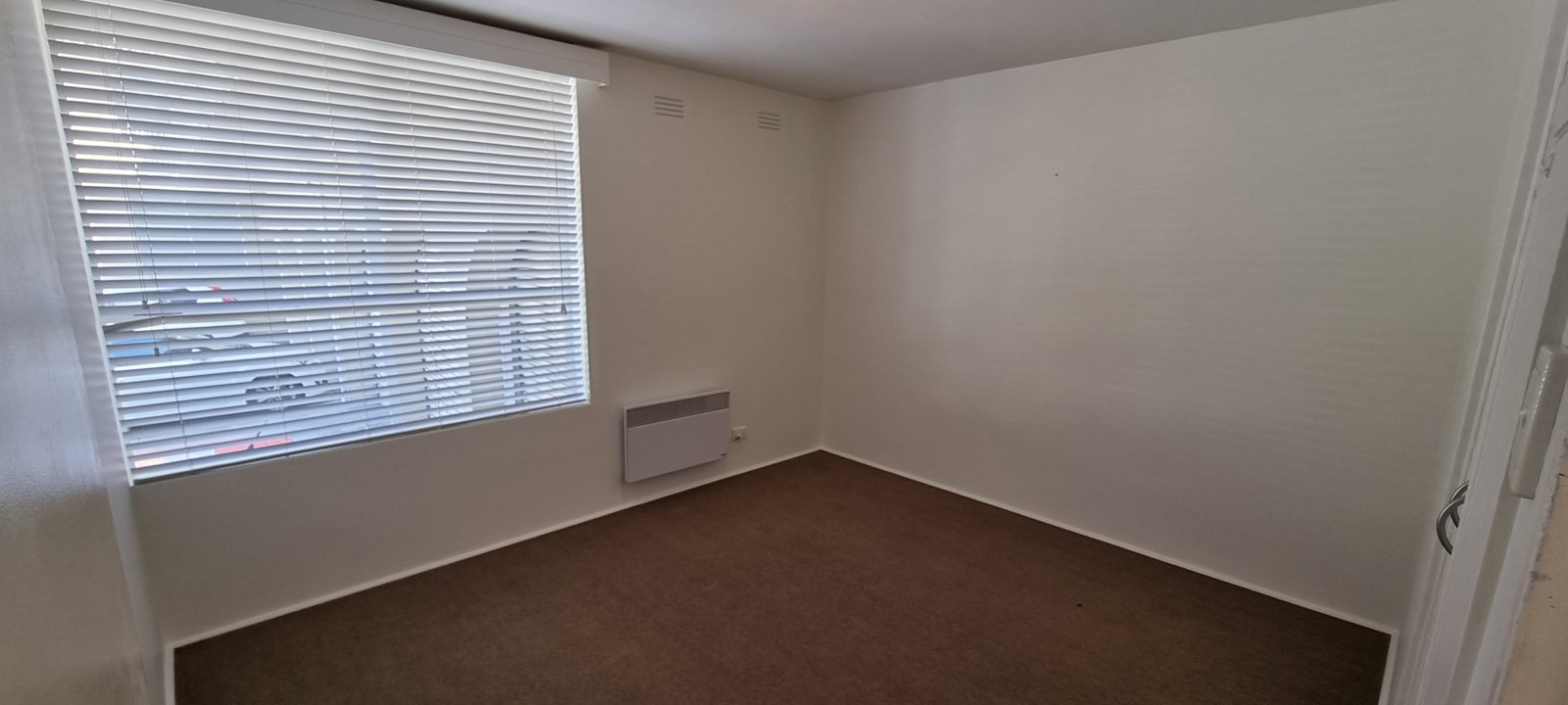 Gallery: 4/146 Hyde Street