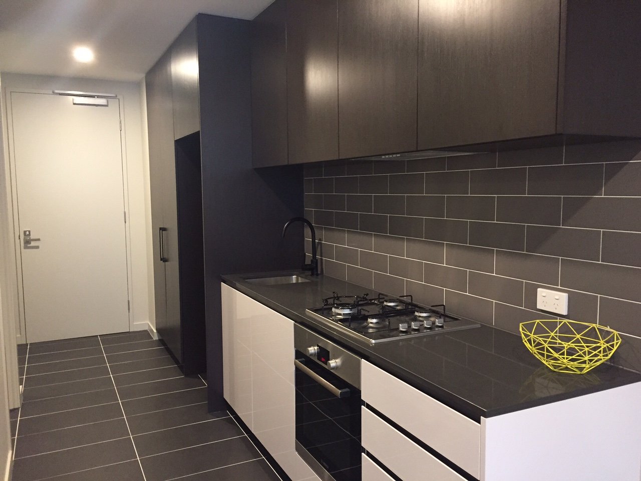 Gallery: 414/6 Station Street
