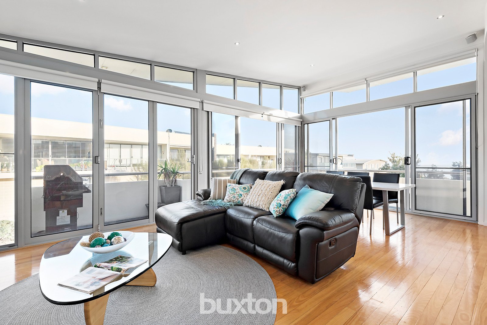 Gallery: 4/147 Nepean Highway