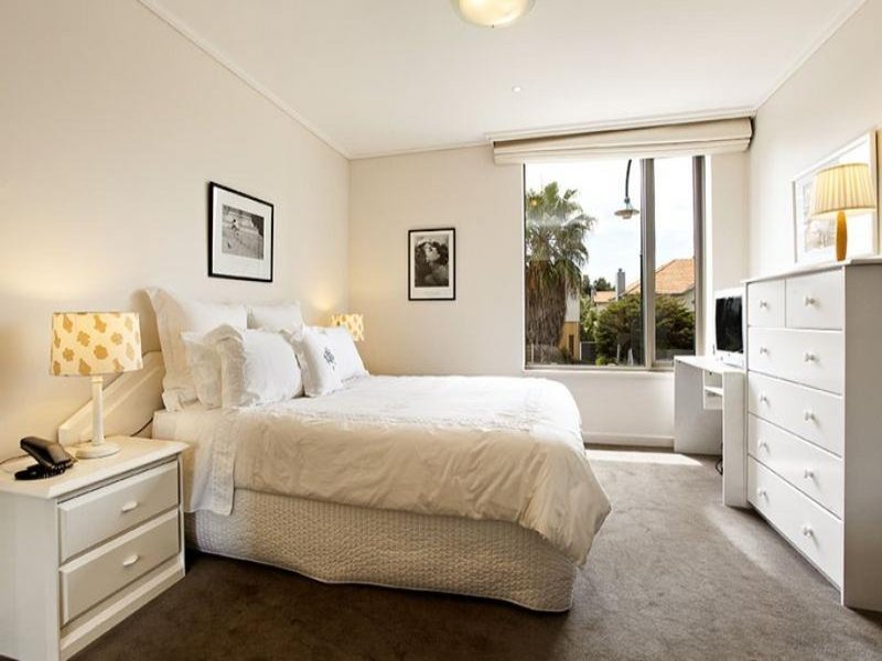 Gallery: 4/149 Beach Street