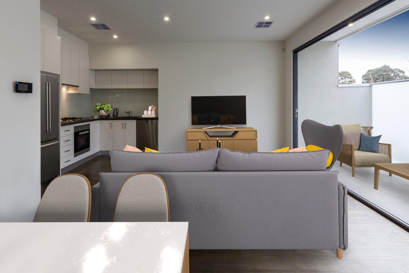 Real Estate and Property in 4/1494 High Street, Glen Iris, VIC