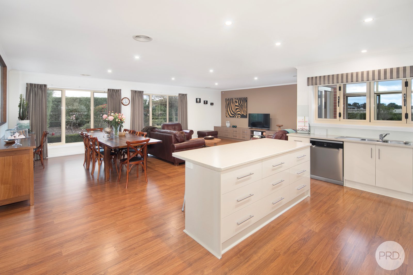 415 Dowling Road MITCHELL PARK 8