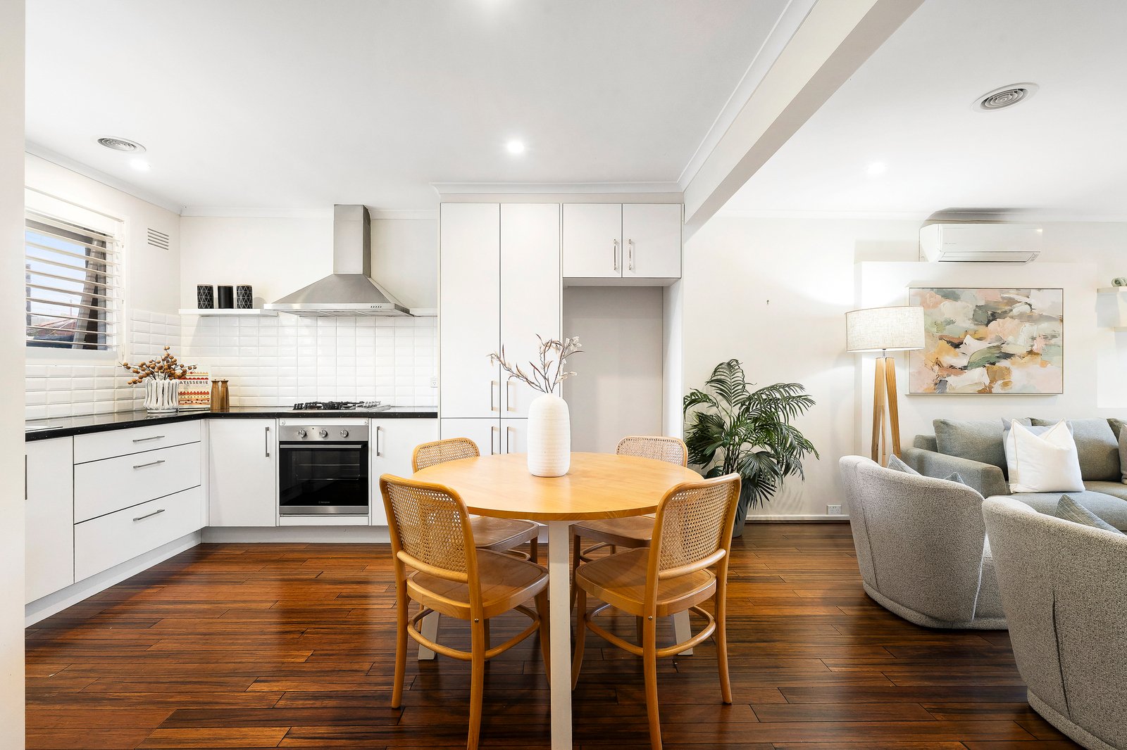 Gallery: 4/15 Dudley Avenue