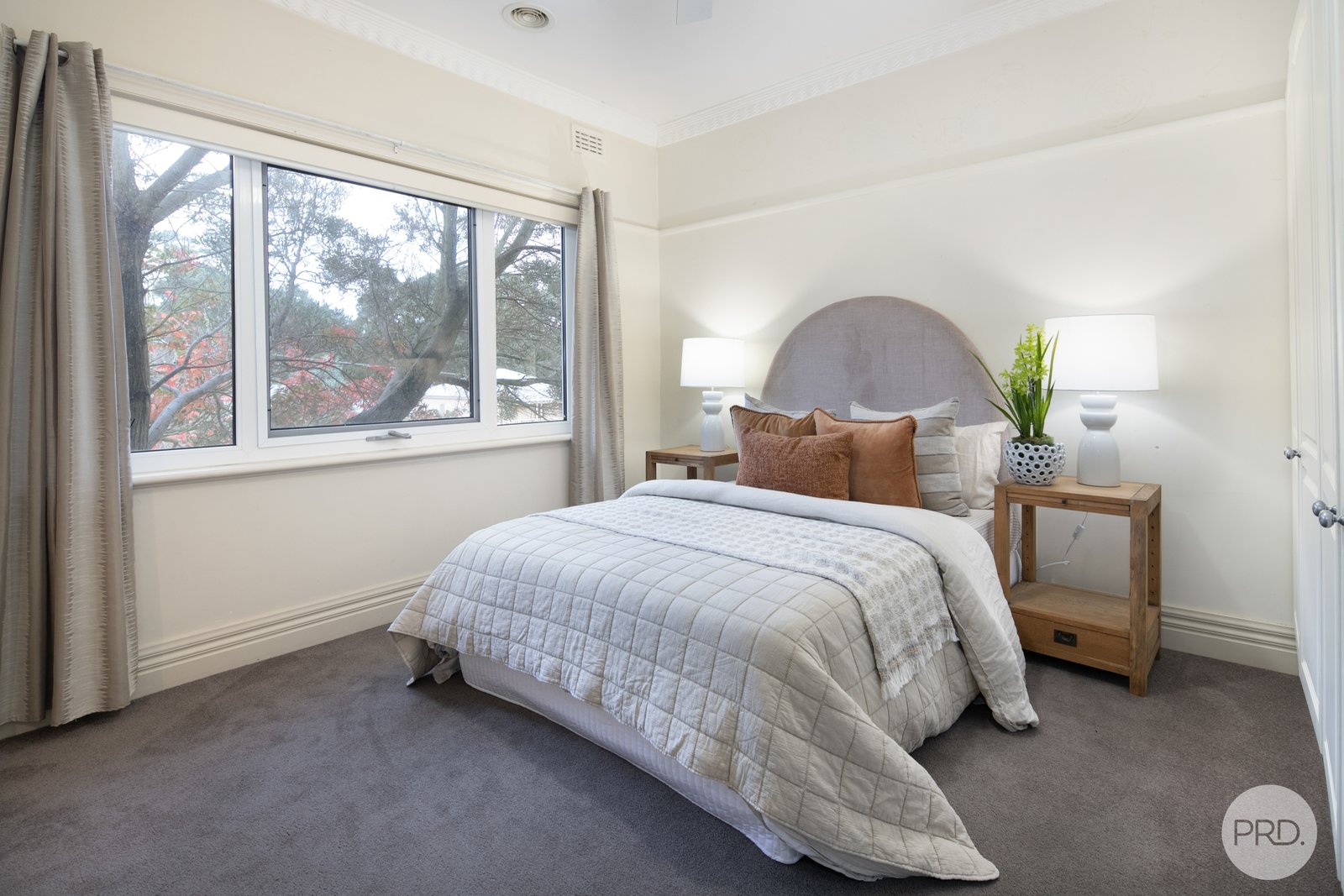 415 Gladstone Street GOLDEN POINT 9