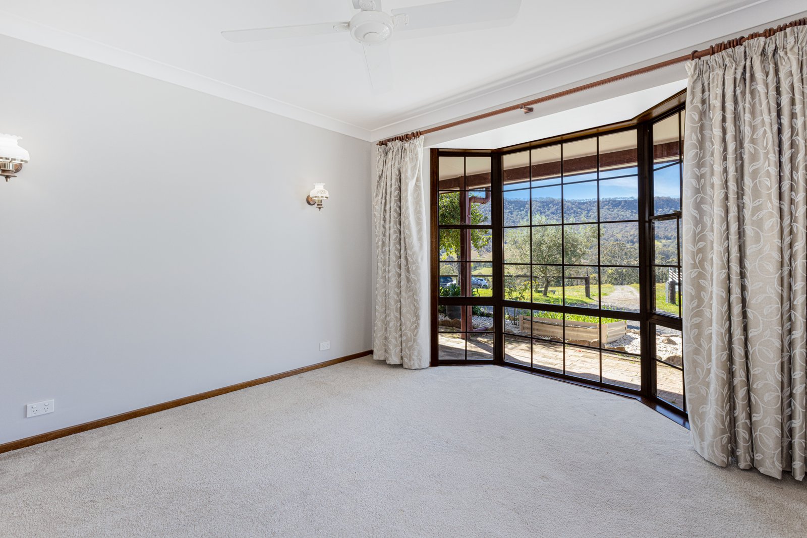 415 Lambs Valley Road LAMBS VALLEY 10