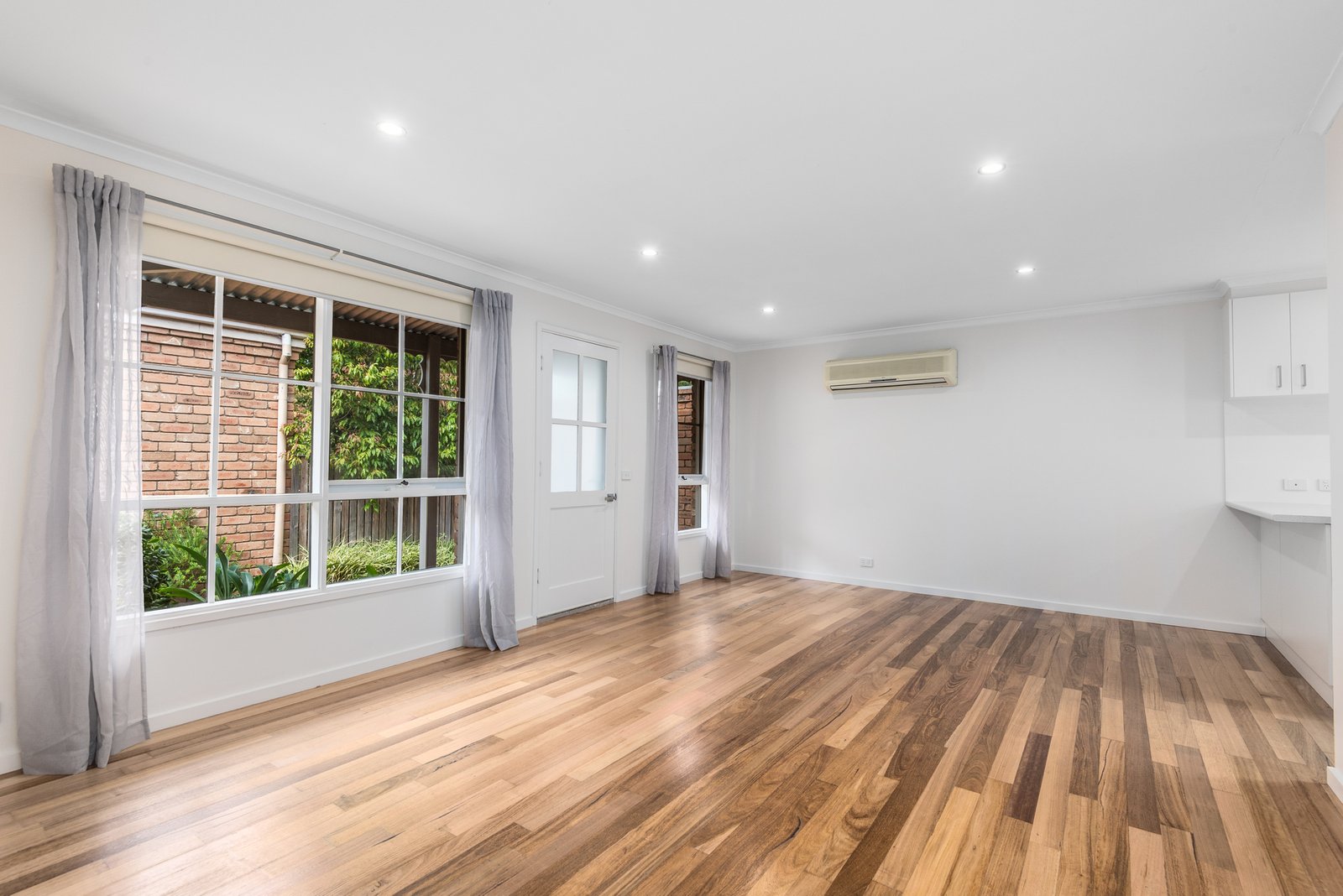 Gallery: 4/15 Mundy Street