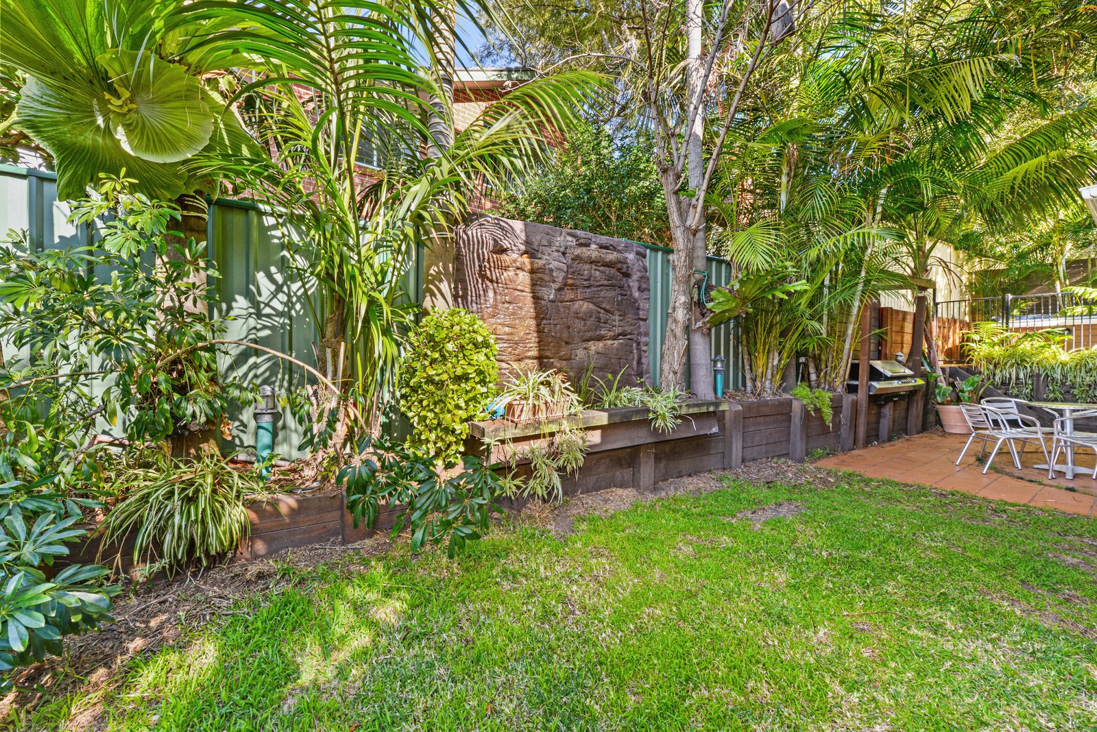 4/15 New Orleans Crescent MAROUBRA 2