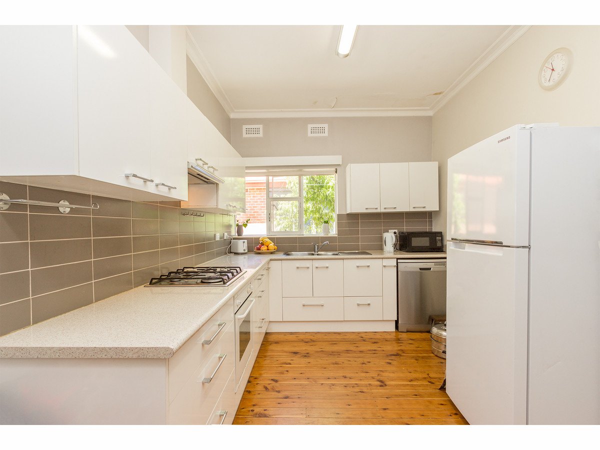 415 Olive Street SOUTH ALBURY 1