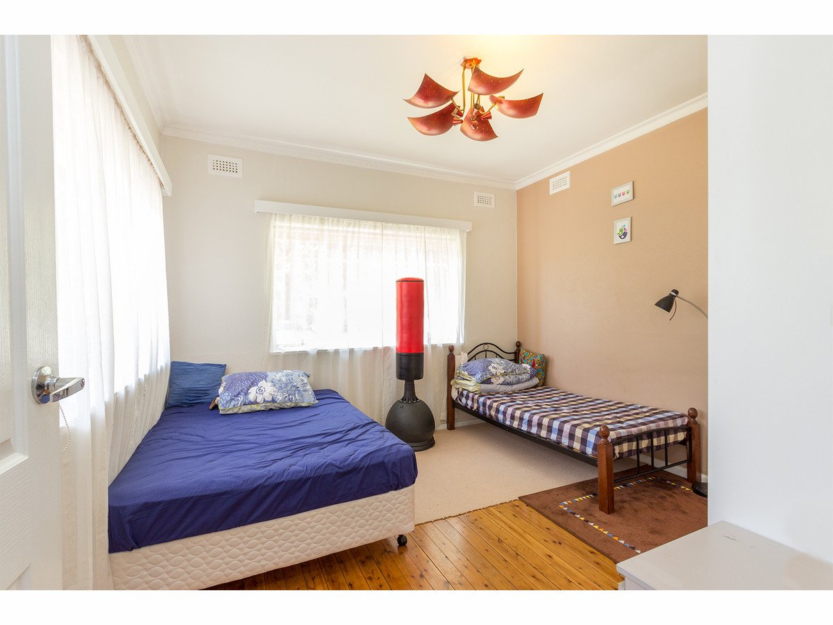 415 Olive Street SOUTH ALBURY 6