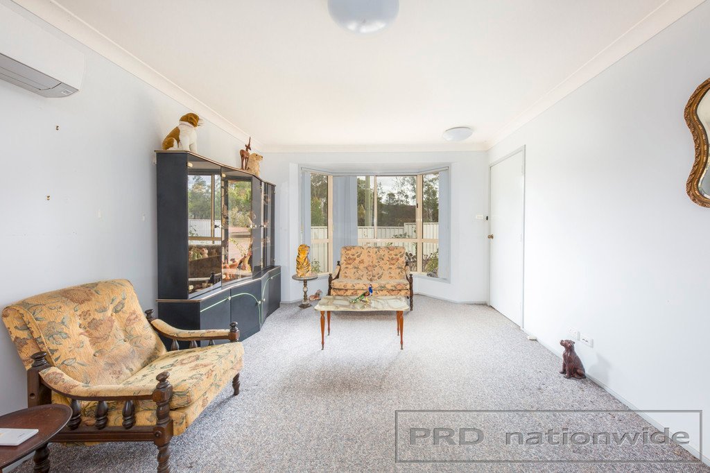 4/15 Proserpine Close ASHTONFIELD 3