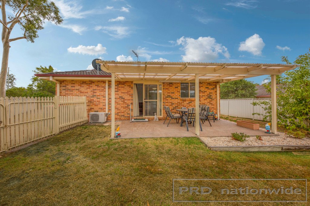 4/15 Proserpine Close ASHTONFIELD 10