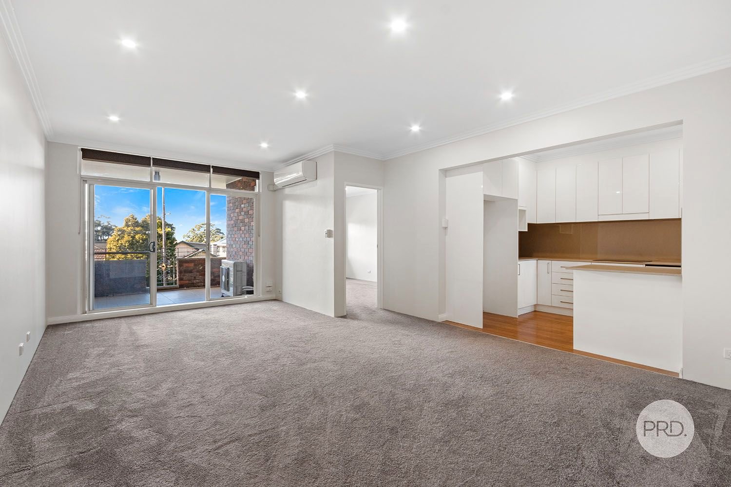 4/15 Rosa Street OATLEY 1