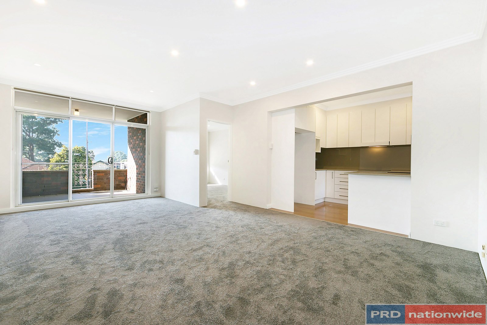 4/15 Rosa Street OATLEY 2