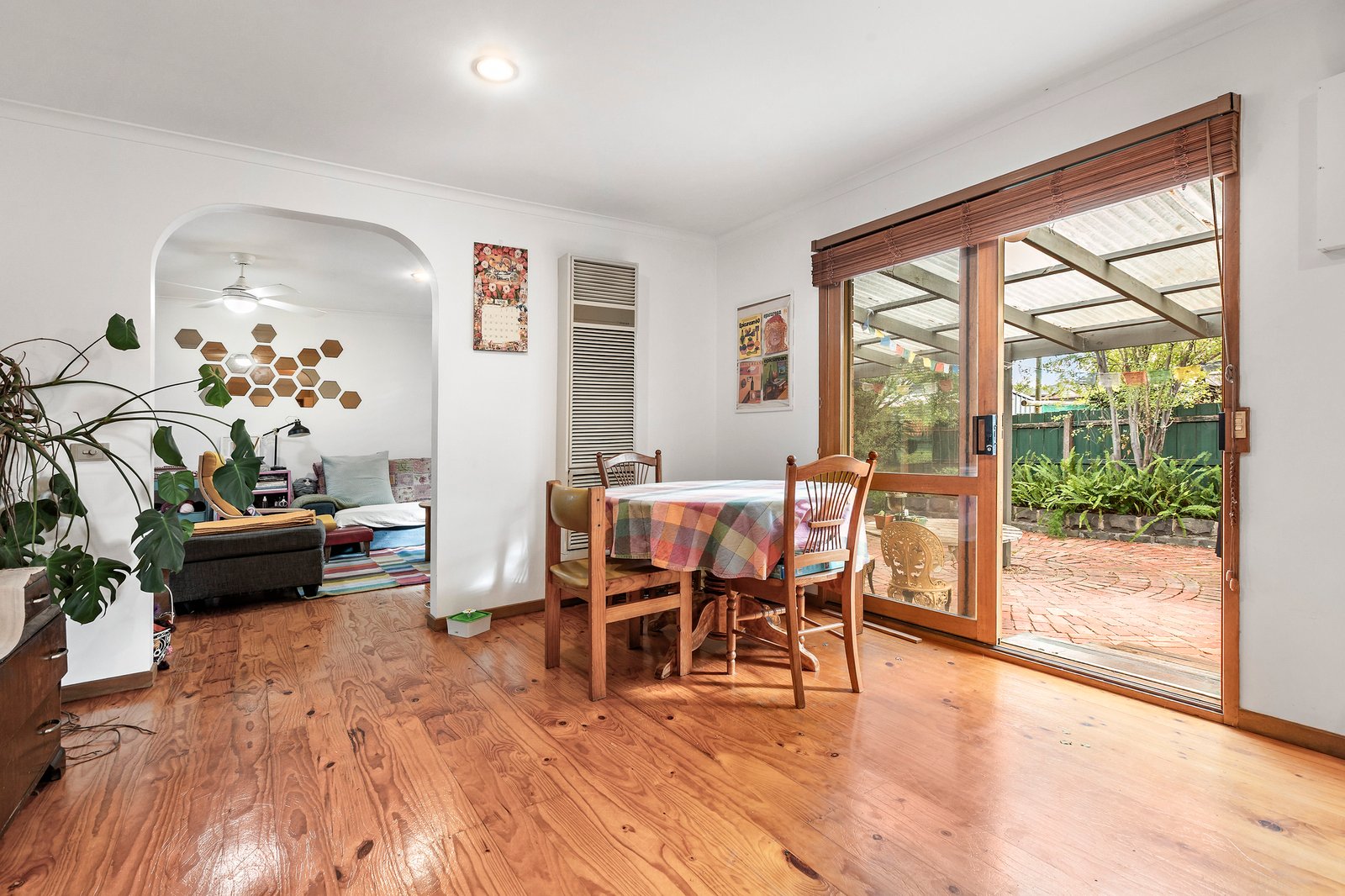 Gallery: 4/15 Stayner Street