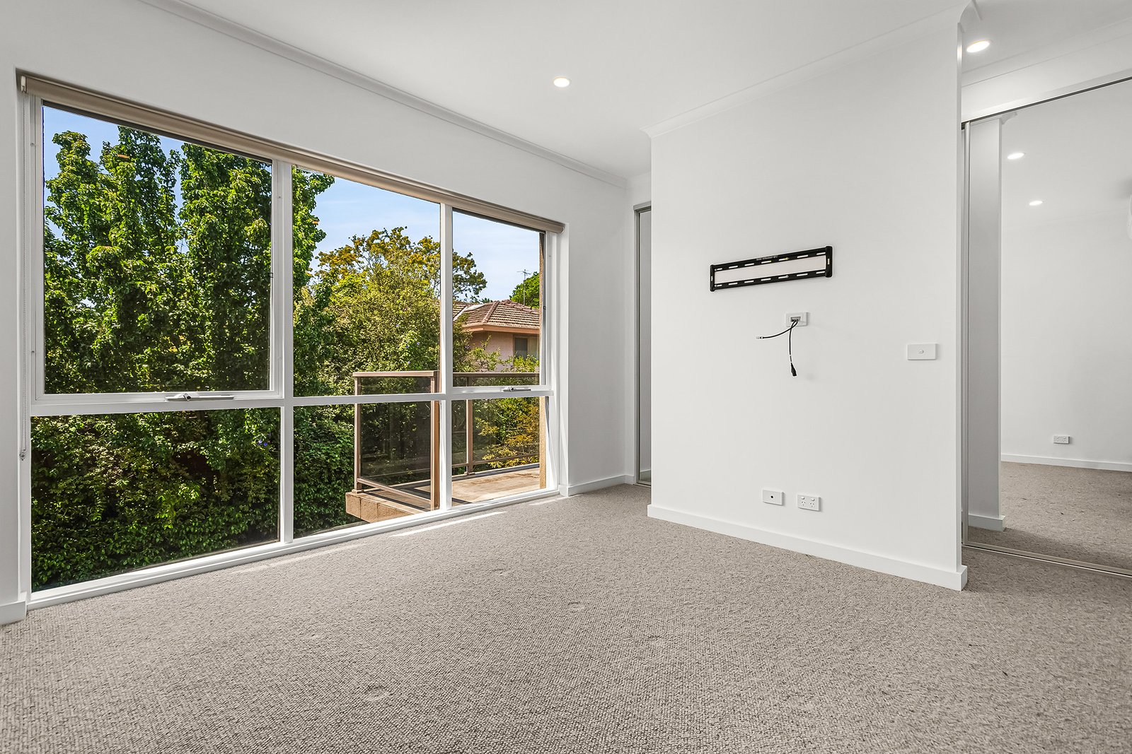 Real Estate and Property in 4/15 Waiora Road, Caulfield North, VIC
