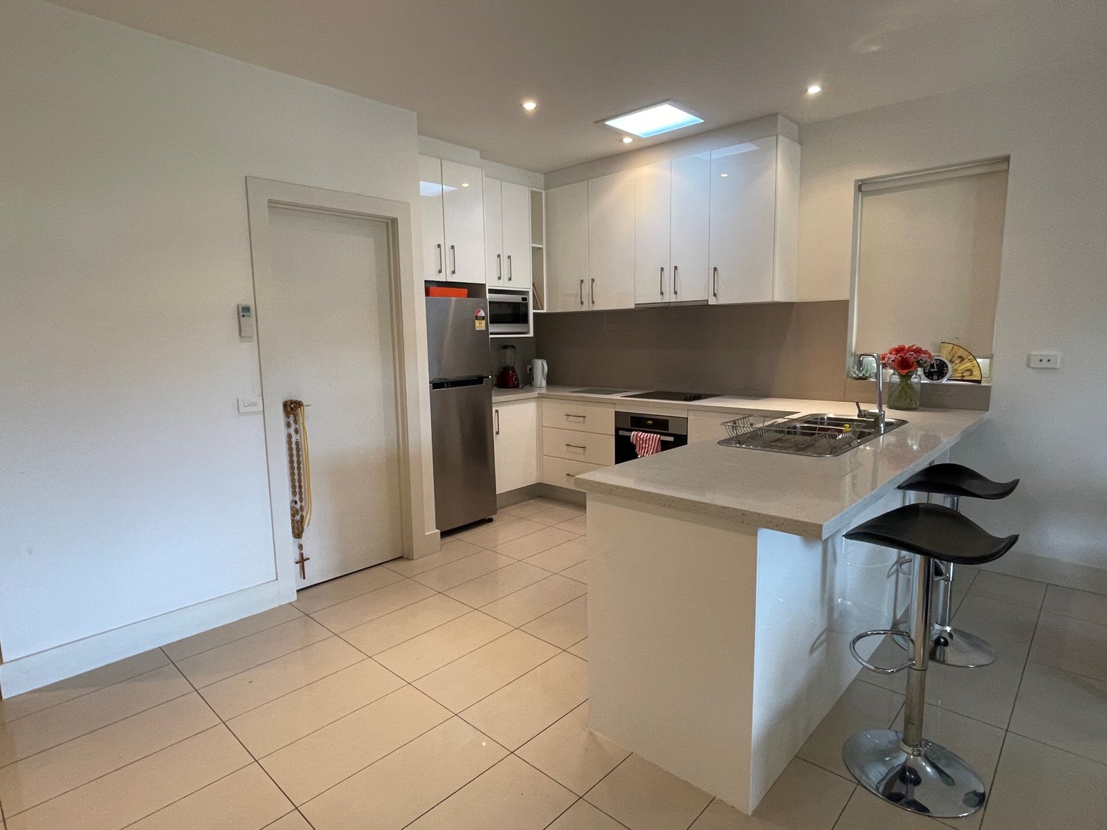 Gallery: 4/150-152 Brighton Road