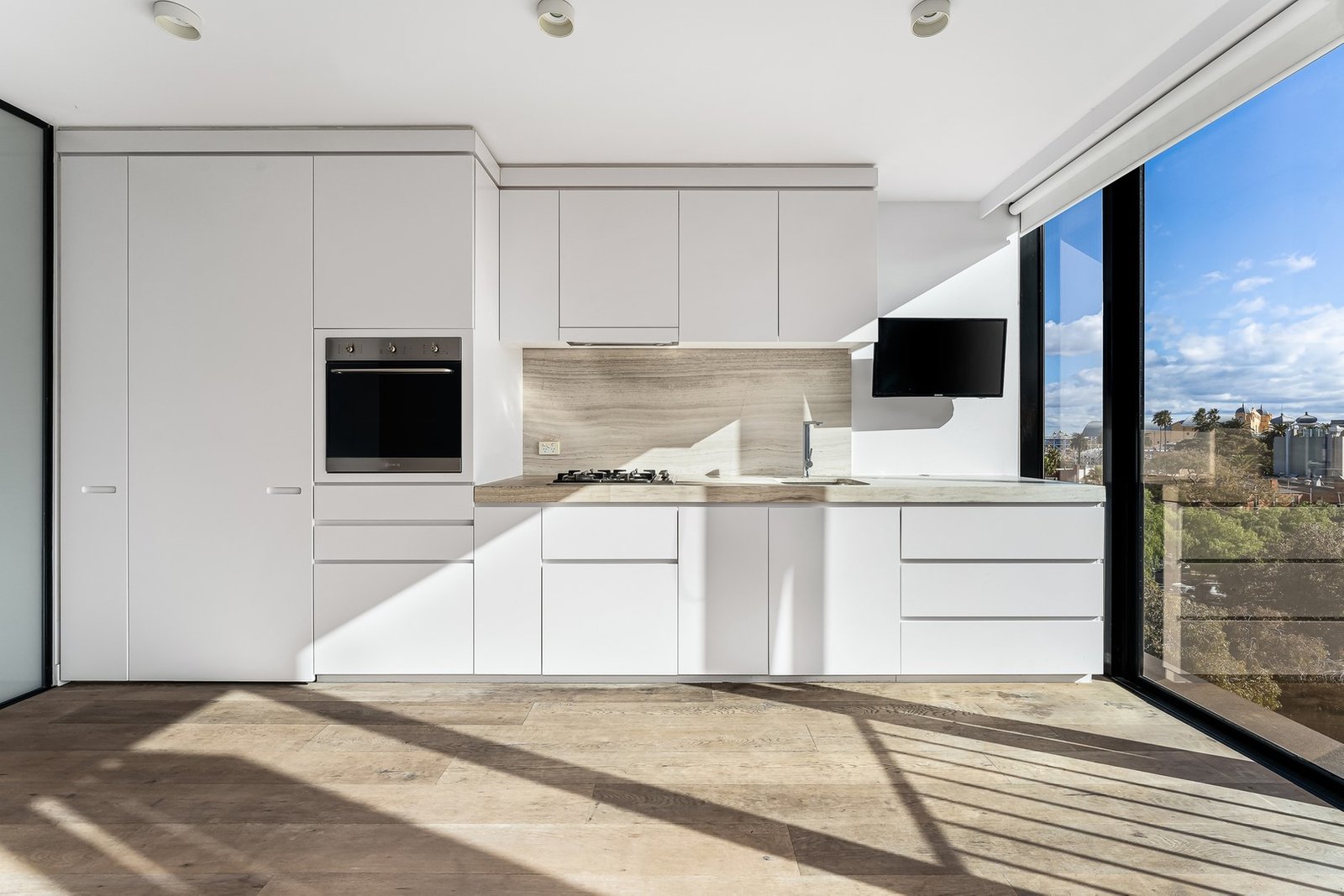 Gallery: 415/173-177 Barkly Street