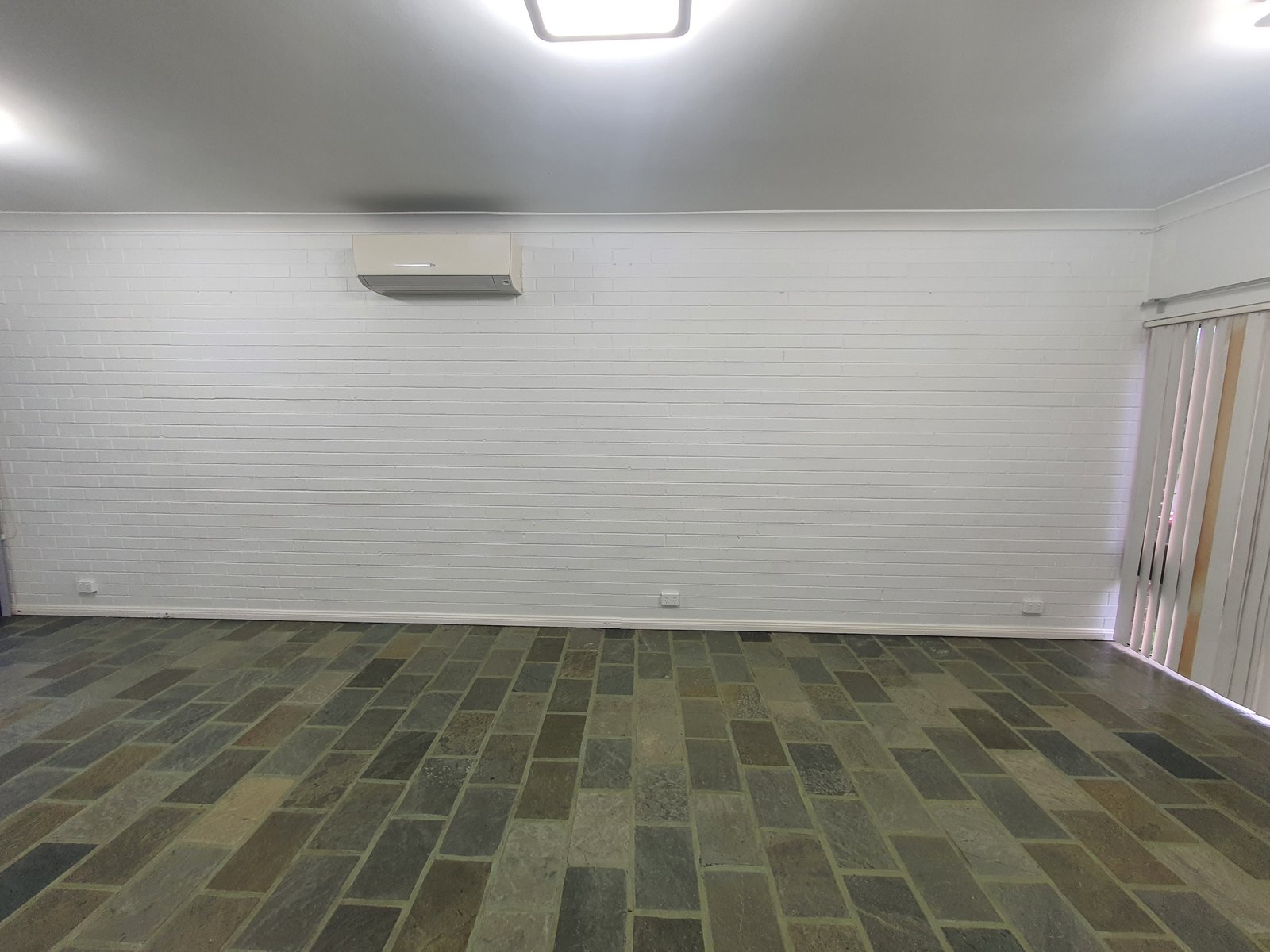 4/156 Moore Street LIVERPOOL 2