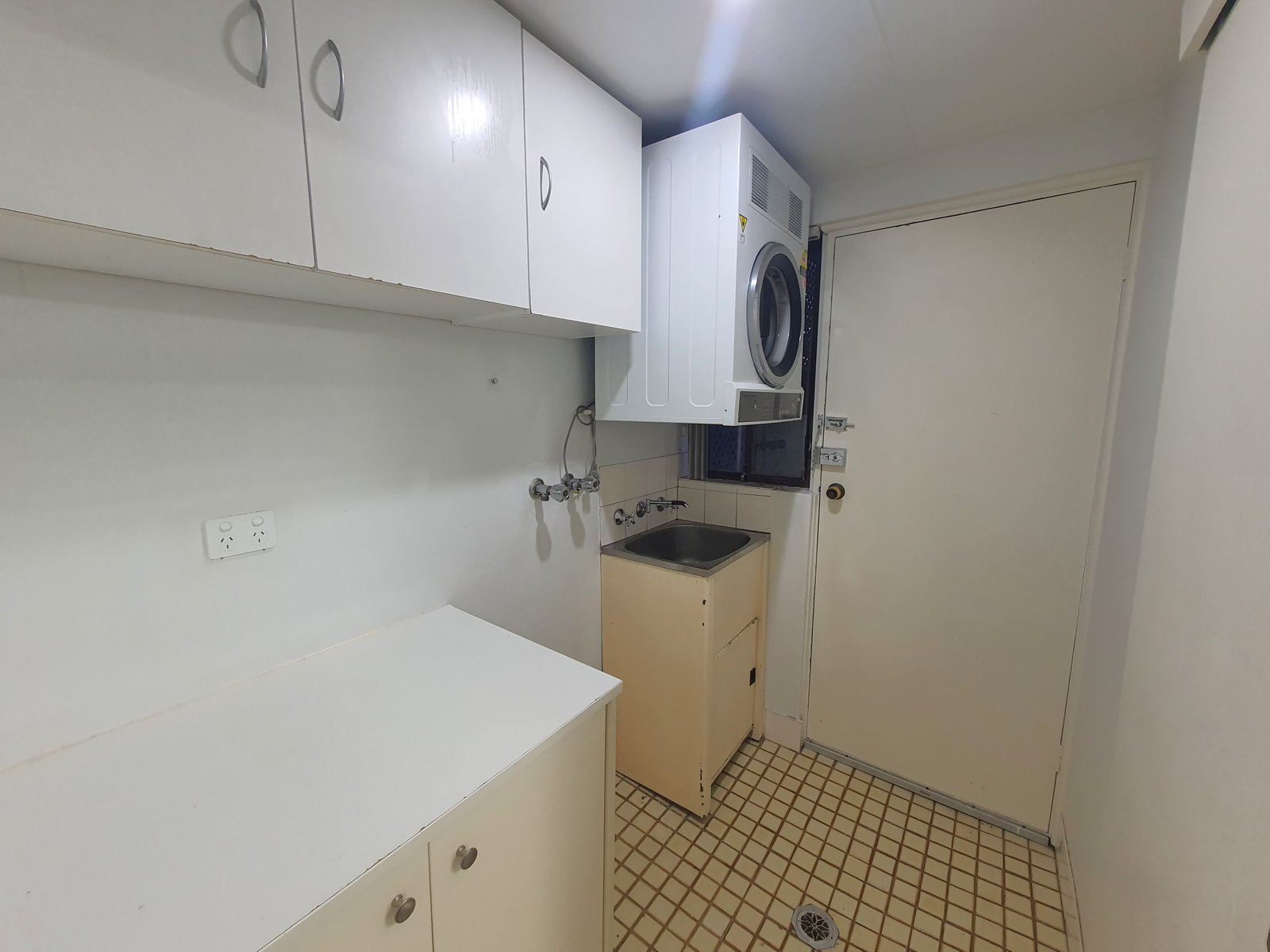 4/156 Moore Street LIVERPOOL 10