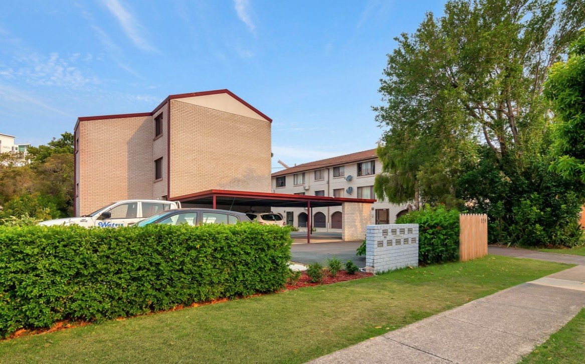 4/159 Muir Street LABRADOR 1