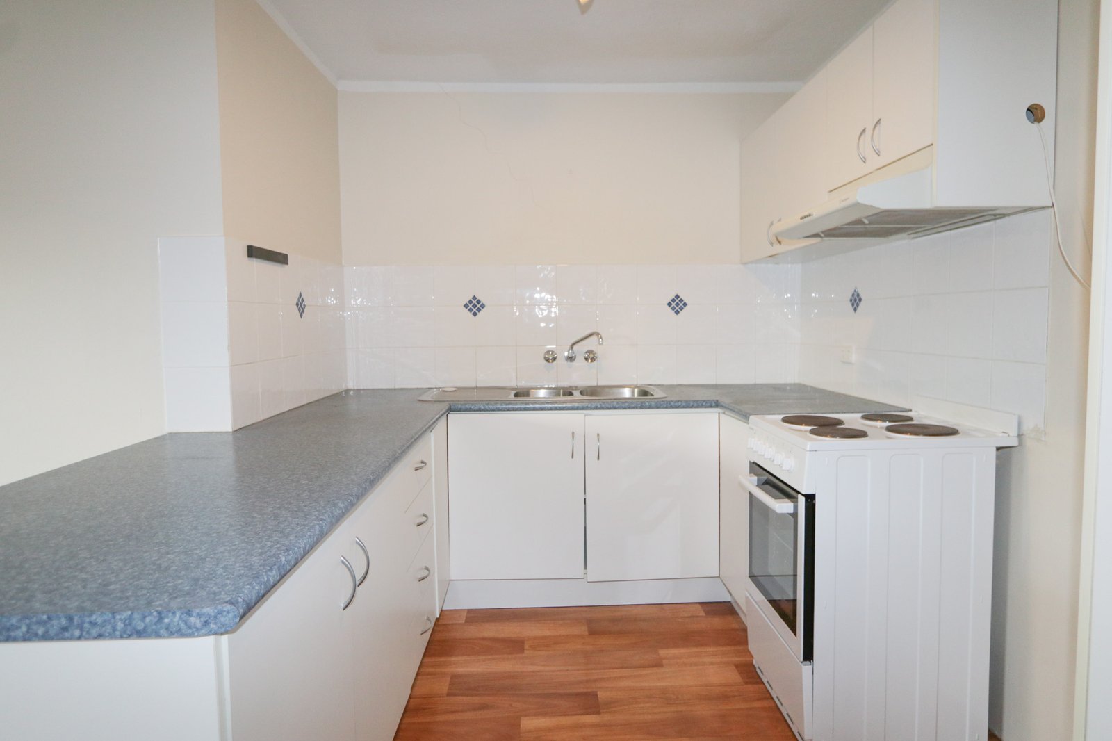 4/159 Muir Street LABRADOR 4