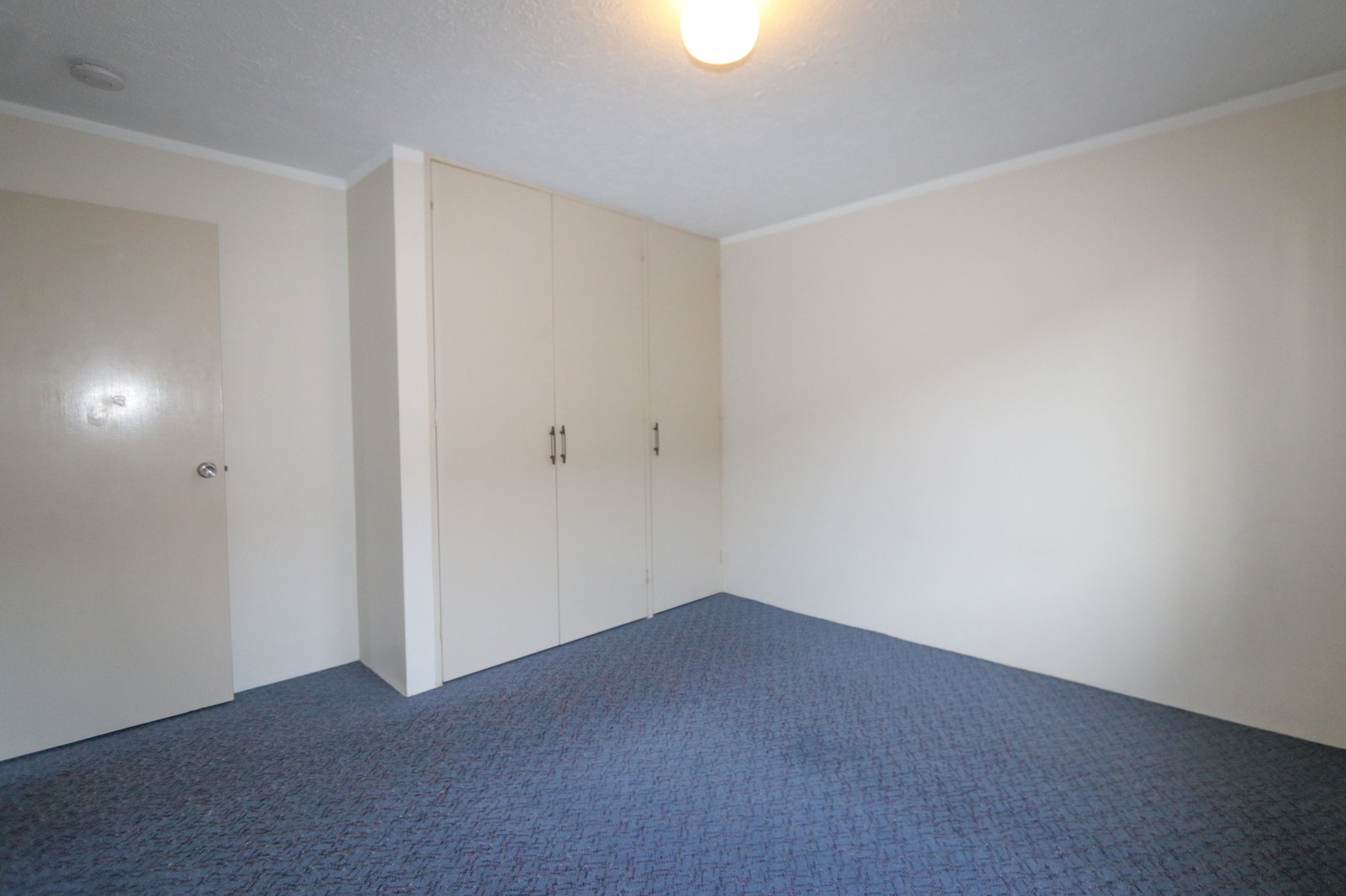 4/159 Muir Street LABRADOR 7