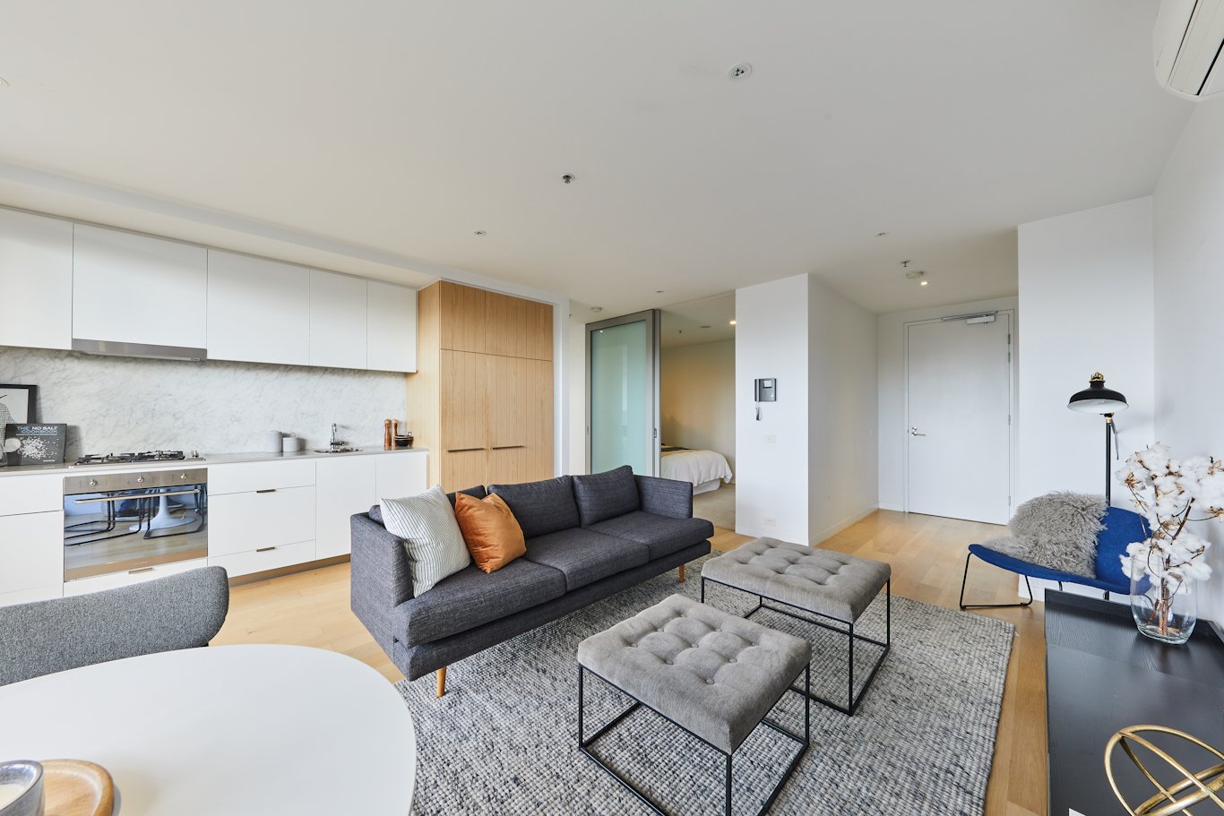 Gallery: 415/99 Dow Street