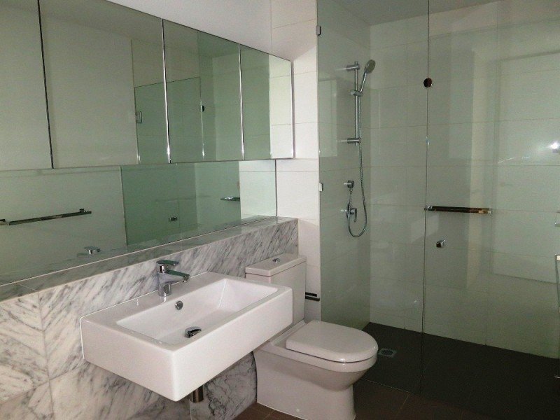 Gallery: 415/99 Dow Street