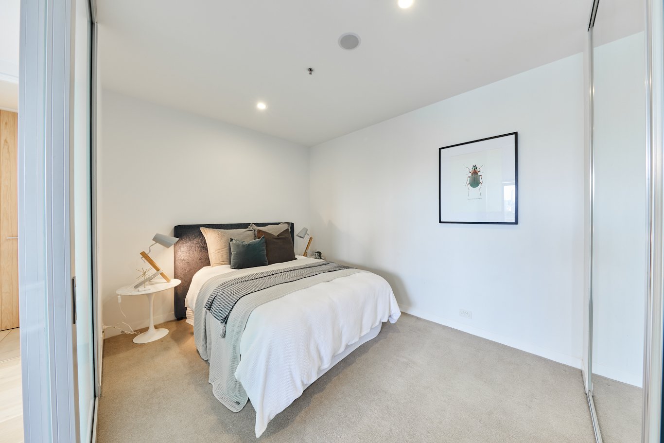 Gallery: 415/99 Dow Street