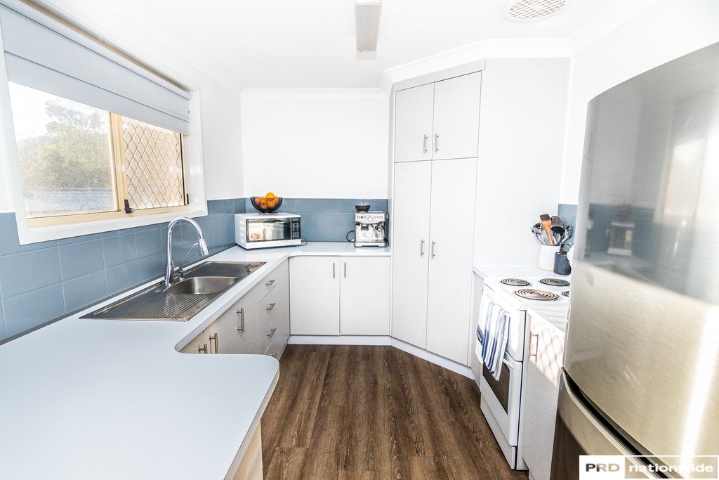 4/16-18 Hunt Street TAMWORTH 4