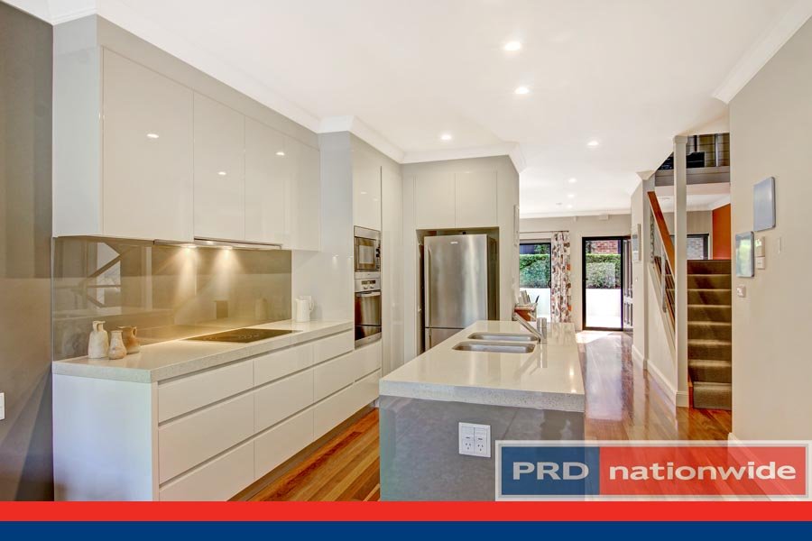 4/16-18 River Road OATLEY 2