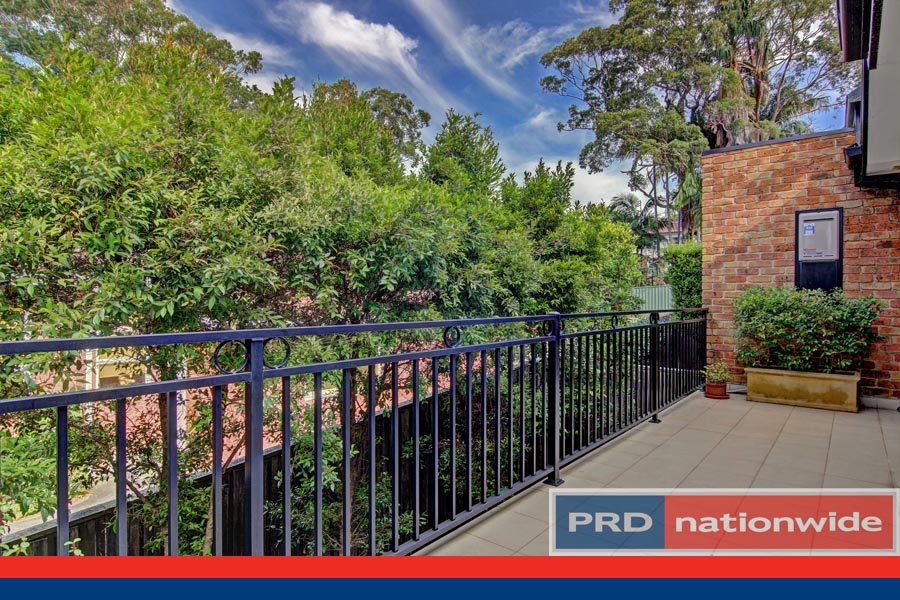 4/16-18 River Road OATLEY 9