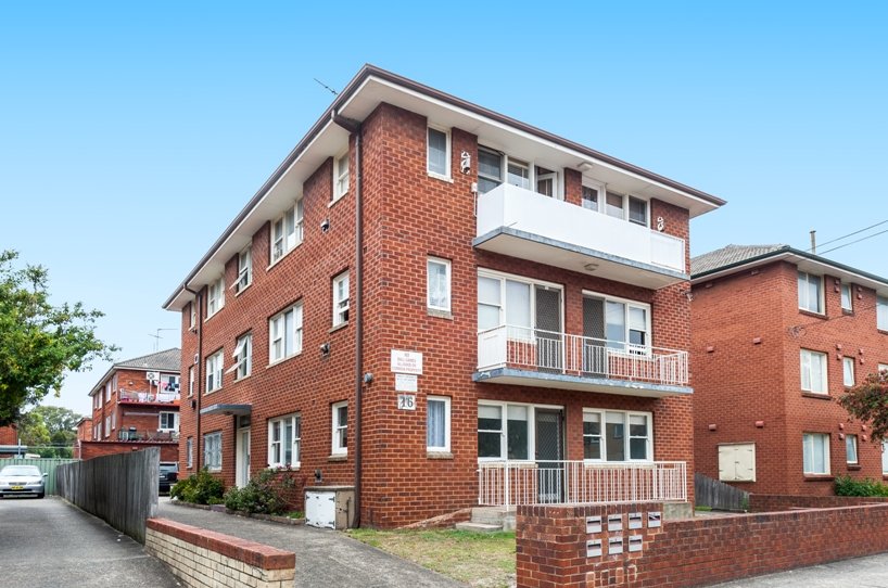 4/16 Brittain Crescent HILLSDALE 2