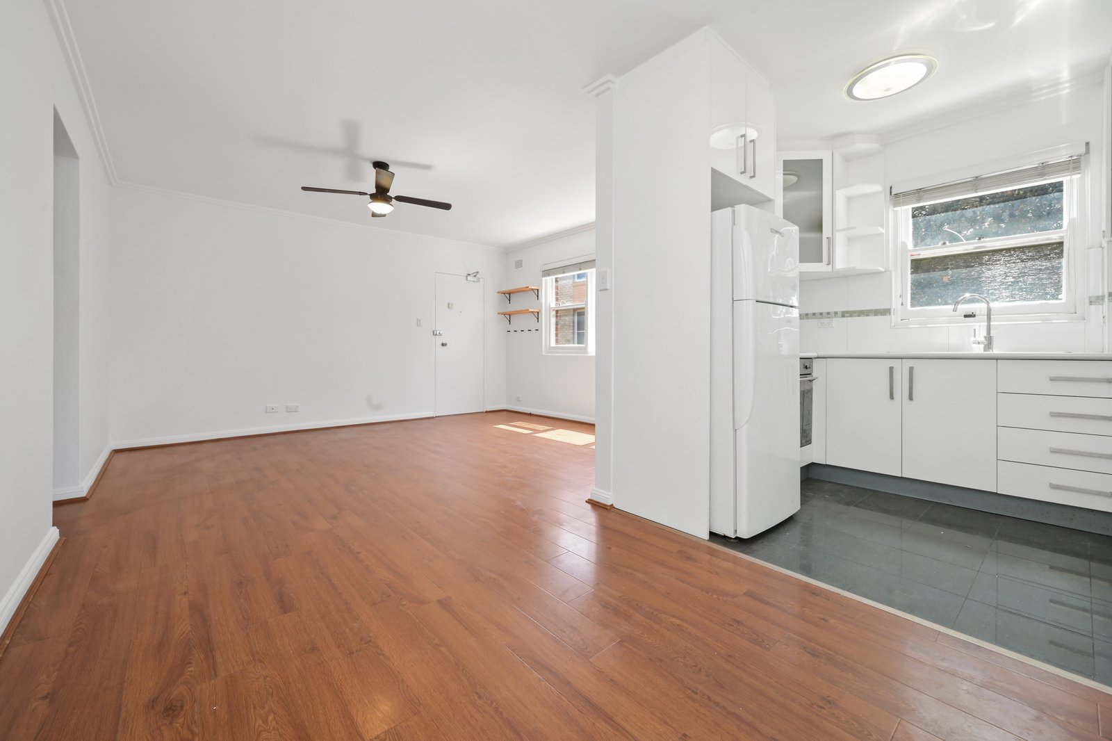 4/16 Brittain Crescent HILLSDALE 7