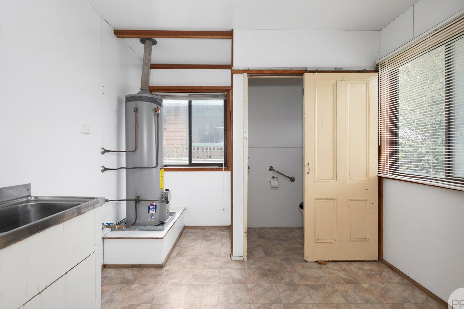 416 Creswick Road BALLARAT CENTRAL 8