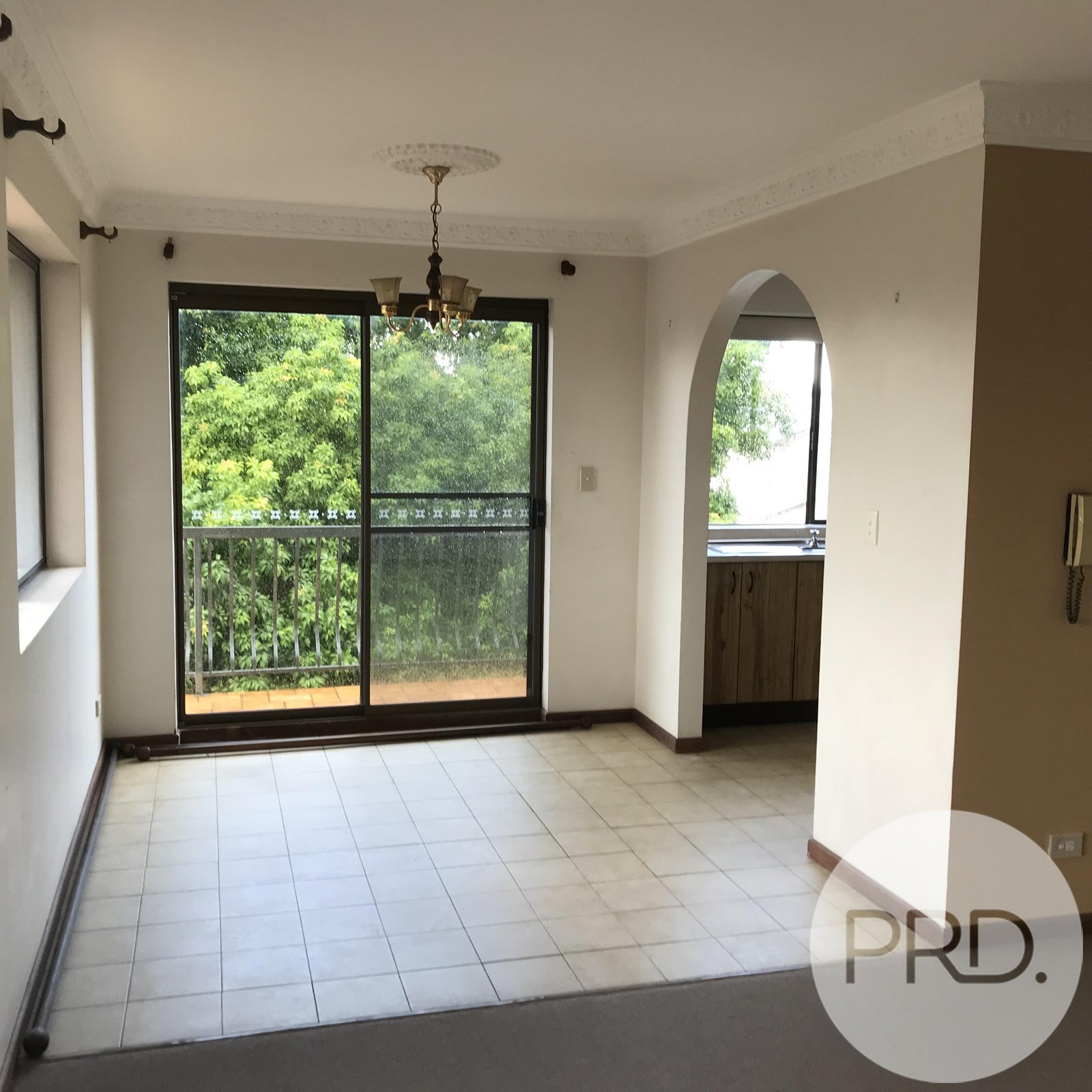 4/16 Elliott Street CLAYFIELD 2