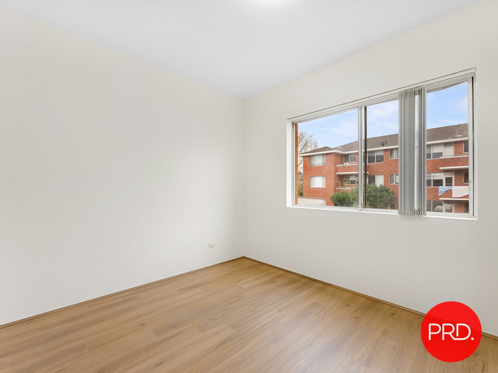 4/16 Guinea Street KOGARAH 3