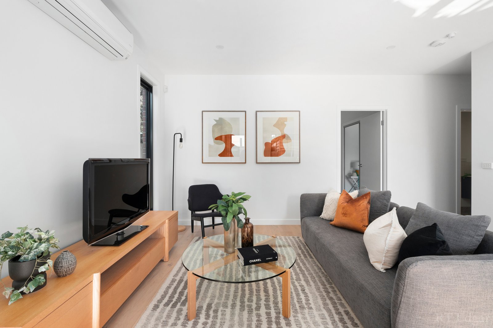 Real Estate and Property in 4/16 Haig Street, Reservoir, VIC